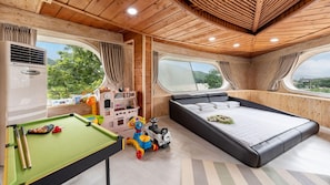 Basic Room, 1 Bedroom (suite room) | 1 bedroom, WiFi (free) - Ganhwa Badabae Beomseon Kids Pension (Incheon)