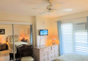 2 عدّة غرف نوم ومكواة/لوح كي وواي فاي مجانًا وملاءات أسرّة