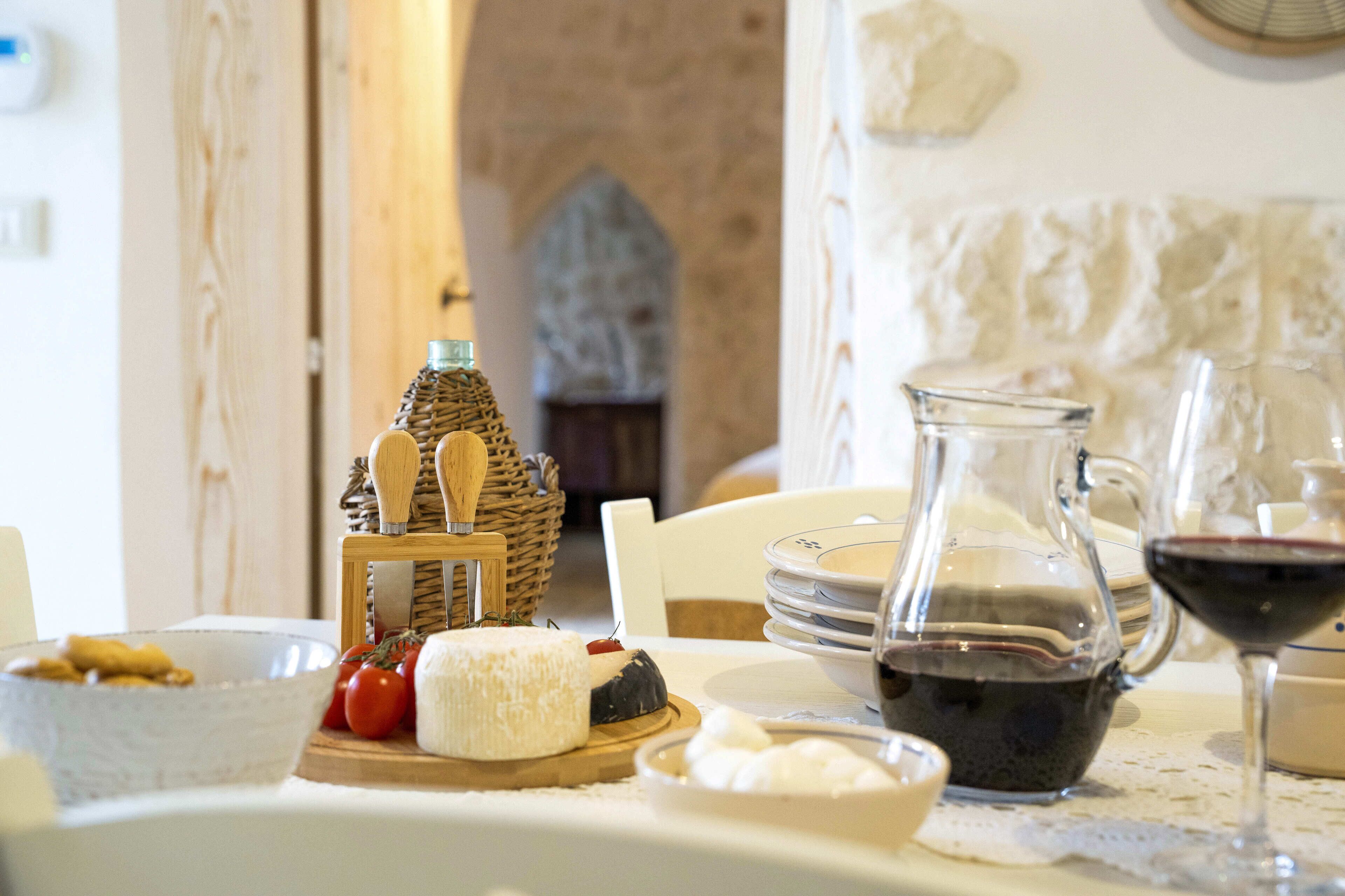 Trullo_Di_Mamma_Lucia_Ostuni_Piscina_Idromassaggio_interno_Casa_vacanza_puglia_casaurea_Property_Man (32)