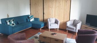 Exceptional house with large gardens near the center of Nantes