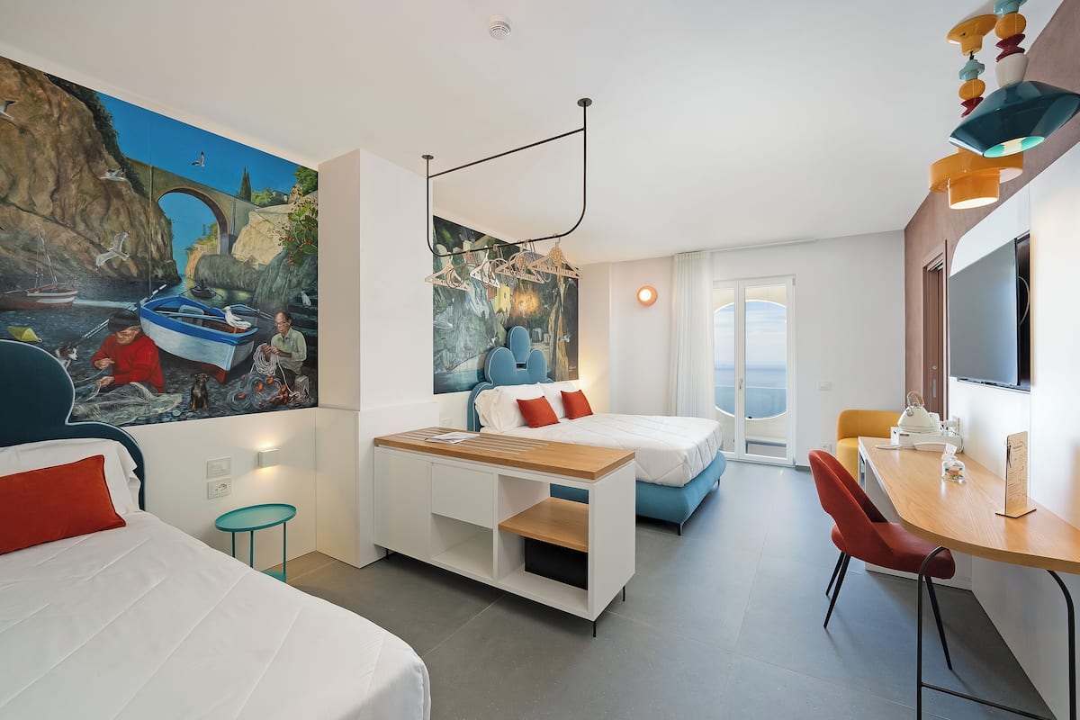 Premium bedding, minibar, in-room safe, soundproofing