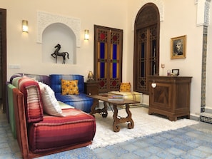 Lobby sitting area - Riad Inaya Fez (Fes)