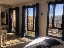 全景客房 | 1 多间卧室、高档床上用品、羽绒被、加厚床垫