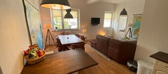 Bright 3 room apartment near the university