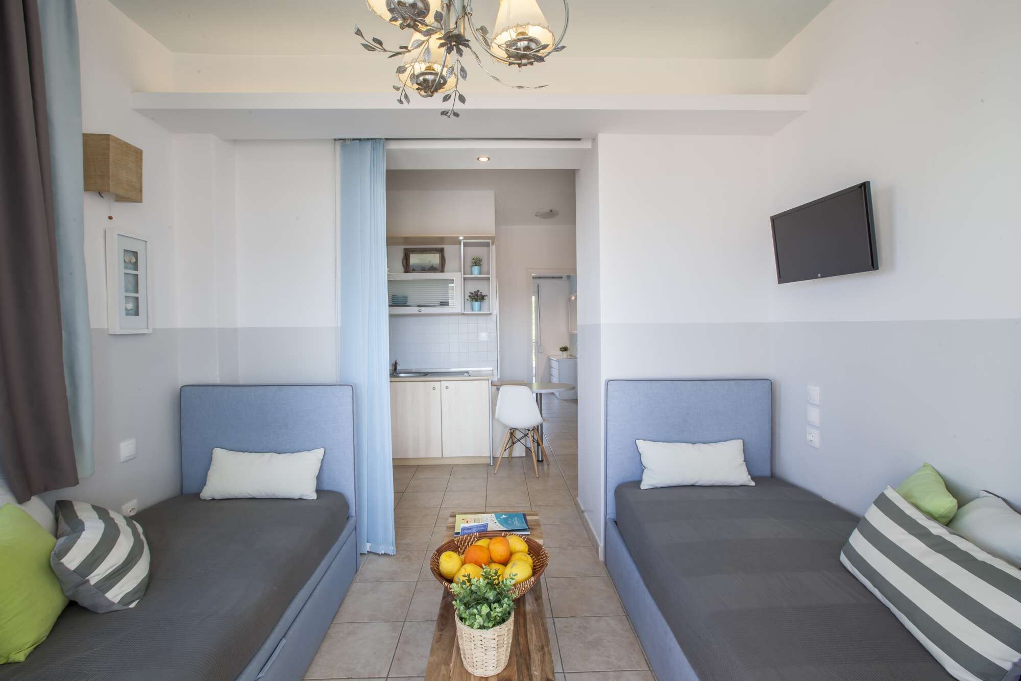 1 bedroom, iron/ironing board, travel cot, free WiFi