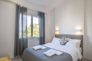 2 bedrooms, iron/ironing board, travel crib, free WiFi
