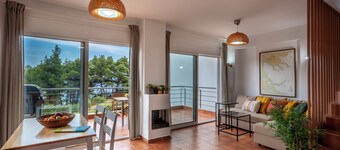 Alterra Vita Homes by the Sea: Maisonette with BBQ and Garden