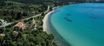 Alterra Vita Homes by the Sea: 2-bedroom Apartment with BBQ