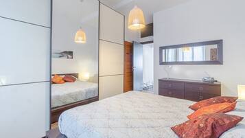 1 Schlafzimmer, Bügeleisen/Bügelbrett, Bettwäsche