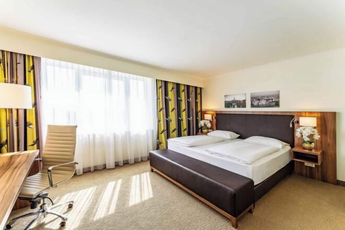 In-room safe, desk, laptop workspace, blackout drapes