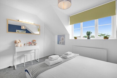 Modern One Bedroom House Welsh Harp