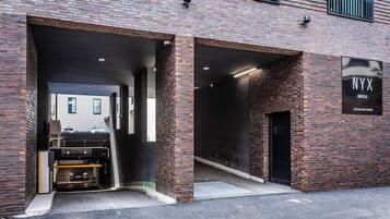 Self parking (EUR 24 per night)