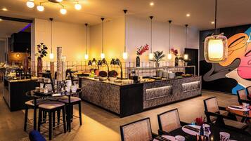 Daily buffet breakfast (EUR 21 per person)