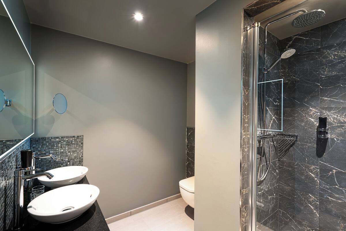 1 bedroom, minibar, in-room safe, desk