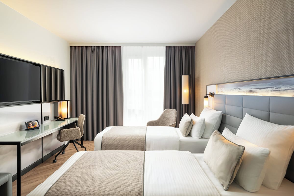 1 bedroom, minibar, in-room safe, desk