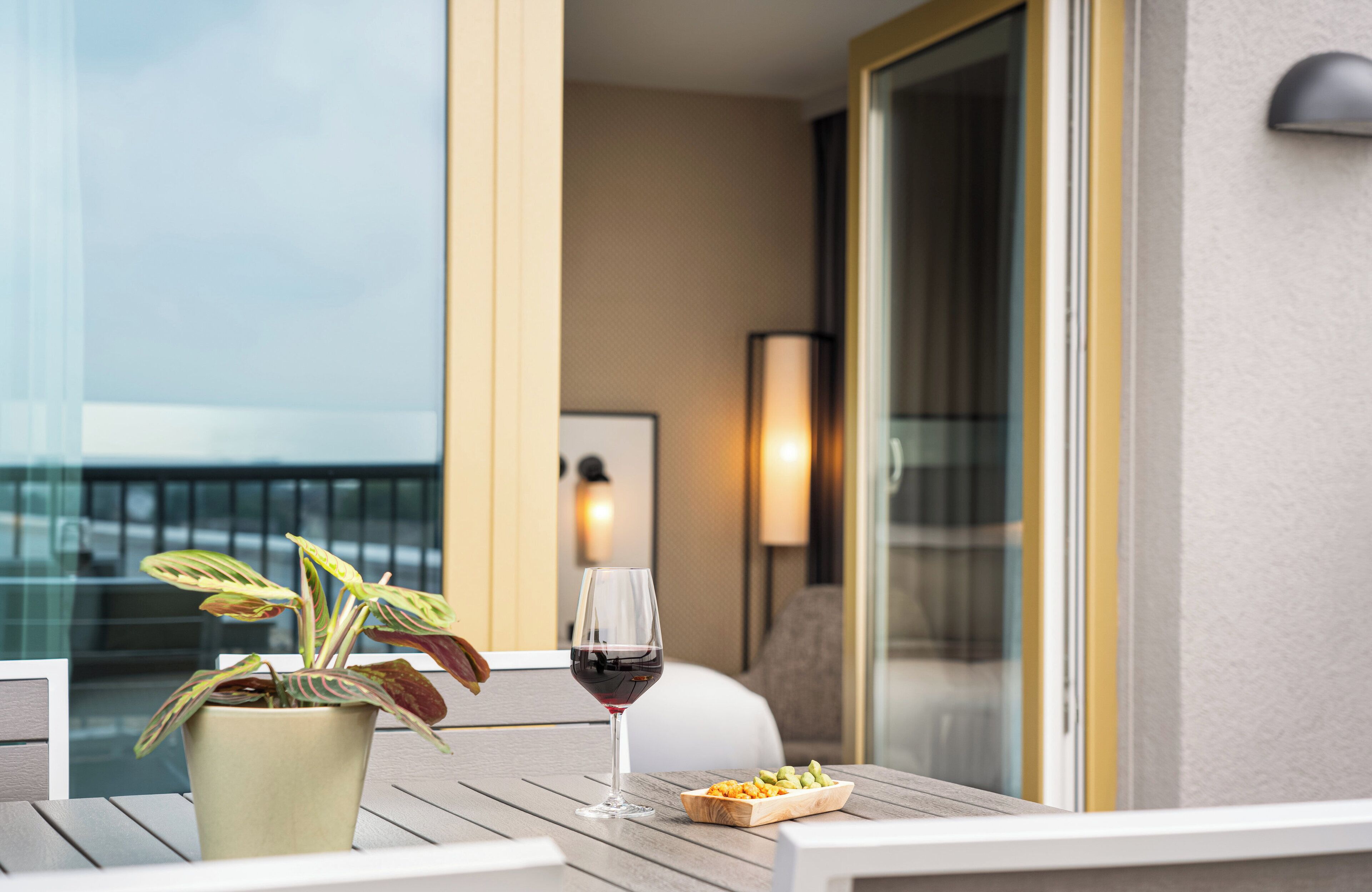 1 bedroom, minibar, in-room safe, desk