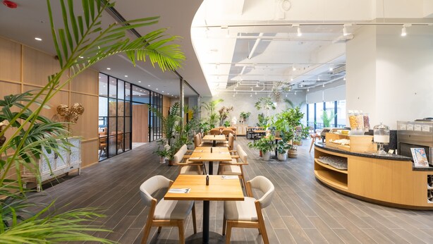 مطعم
