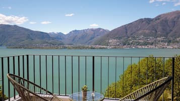 Bellavista Deluxe Double Room mit Balkon | View from room