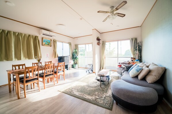 Family Room | Living area | 32-inch flat-screen TV with cable channels, TV, printers - yellowsubmarineokinawa (Motobu)