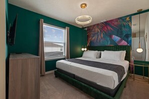 10 bedrooms, desk, iron/ironing board, travel crib