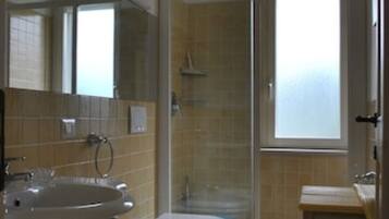 Douche, bidet