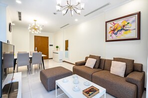 Fernseher, Stereoanlage