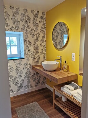 Bathroom - La Jacquière - Chambres de charme (Chaumont-sur-Loire)