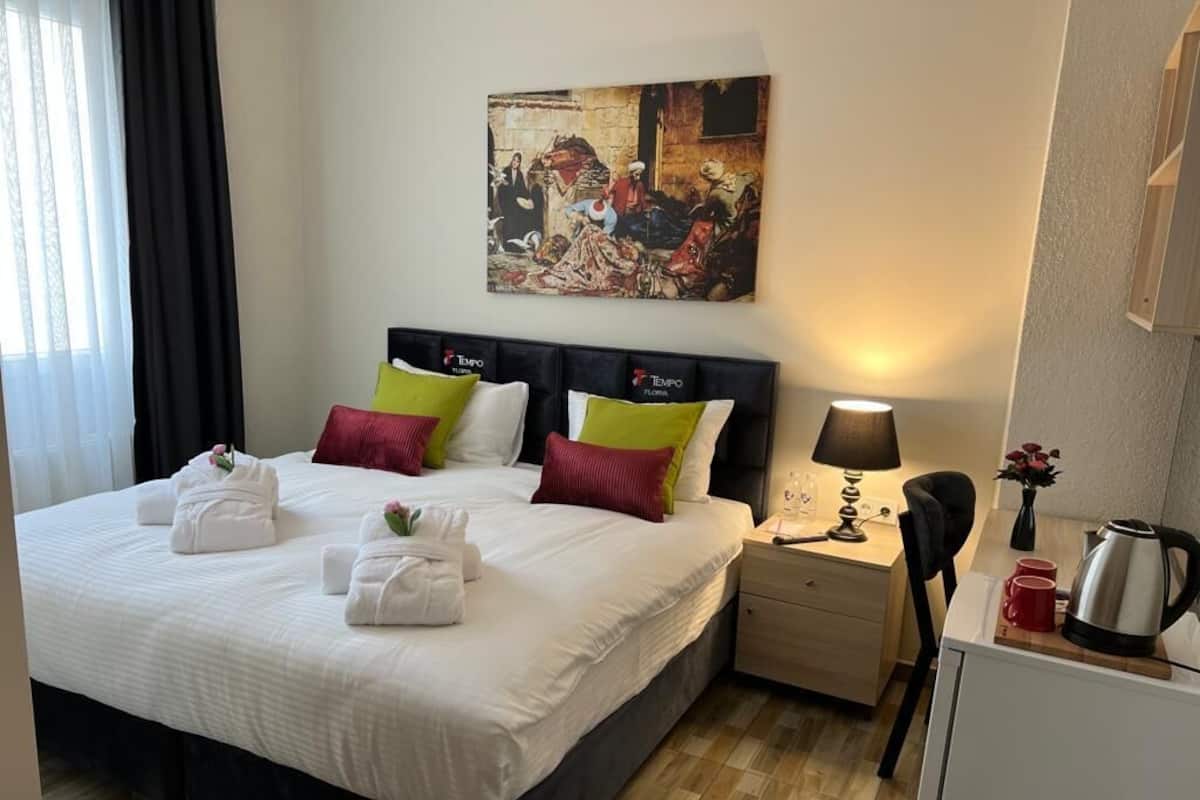 Deluxe Double or Twin Room | 1 bedroom, soundproofing, free WiFi