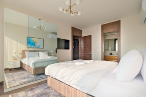 Deluxe Apartment, 2 Bedrooms | Egyptian cotton sheets, premium bedding, desk, laptop workspace - Air Başakşehir Residence by NewInn (Istanbul)