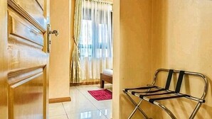 Ảnh chưa phân loại, 5 trong số 17 ảnh, nút
