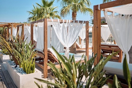 Exterior. Hotel Ankaa - Adults Only