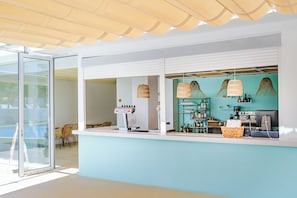 Poolside bar