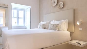 2 bedrooms, in-room safe, desk, soundproofing