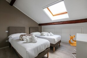 2 chambres, fer et planche Ă repasser, accĂšs Internet, draps fournis