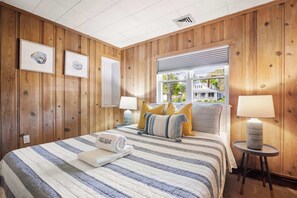 6 chambres, fer et planche à repasser, Wi-Fi, draps fournis