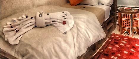 1 bedroom, WiFi, bed sheets