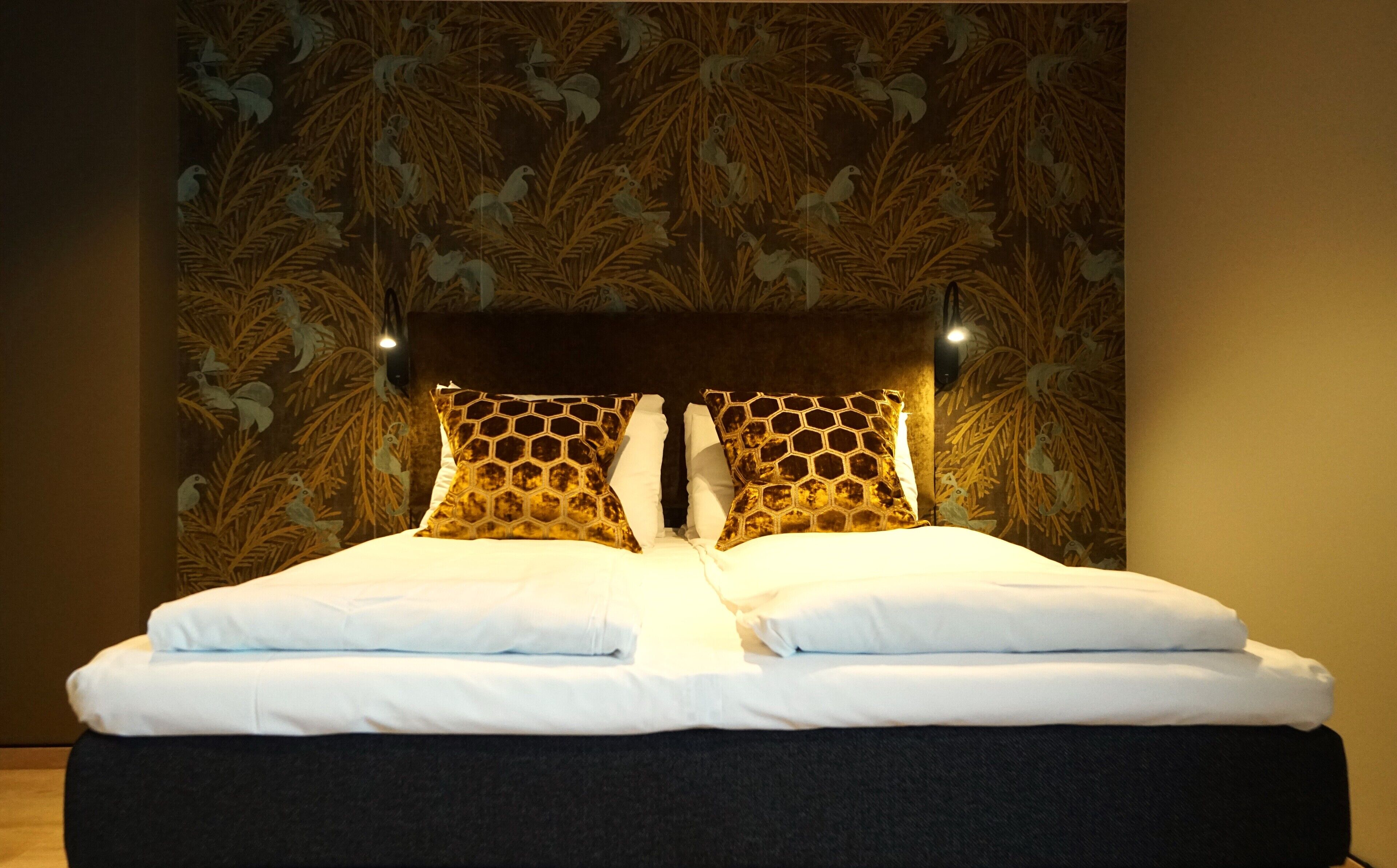 Cots/infant beds, free WiFi, bed sheets