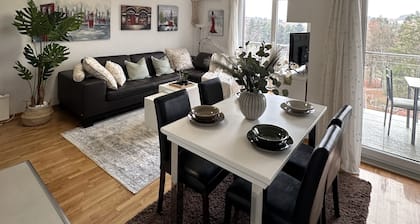 Japanese Garden Fronted, enchating nature view