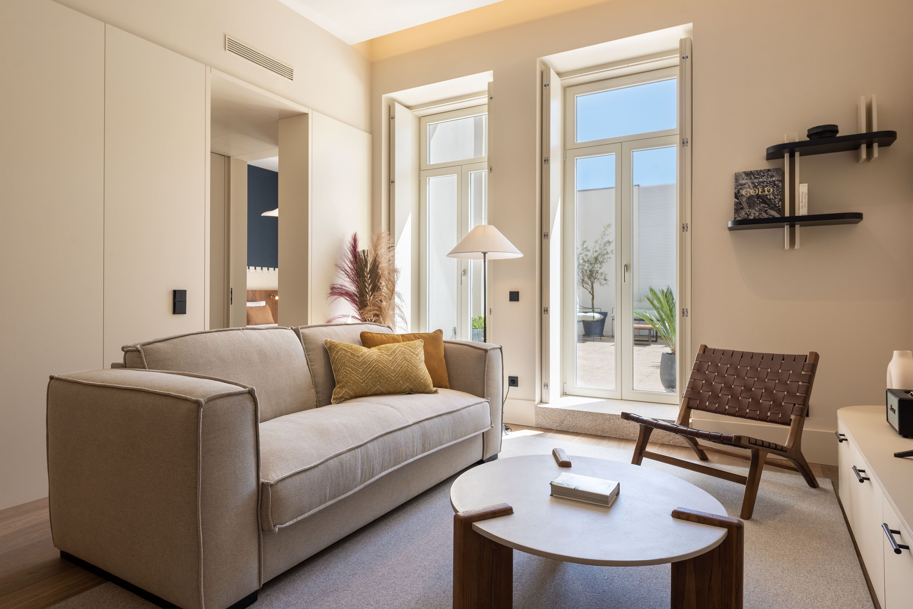 Departamento Deluxe | Área de sala de estar | Televisión de pantalla plana 