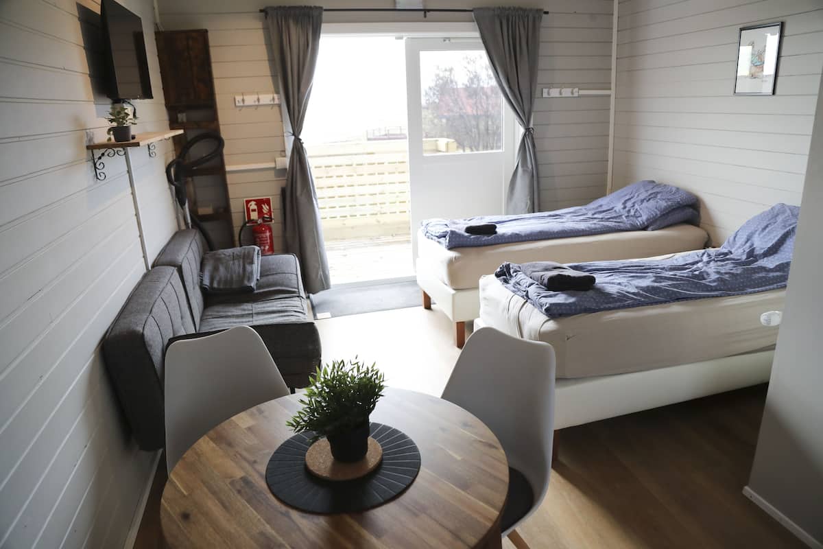 Cabin | Free WiFi