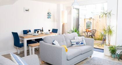 3 Ocean Gate - New Listing - sleeps 7 guests in 4 bedrooms