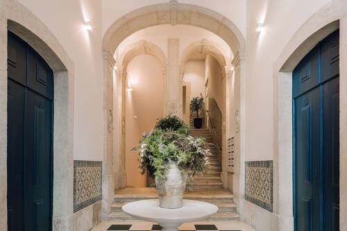 Ando Living Madalena House