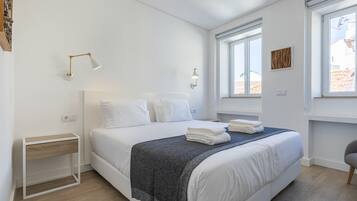 1 slaapkamer, een kluis op de kamer, een strijkplank/strijkijzer