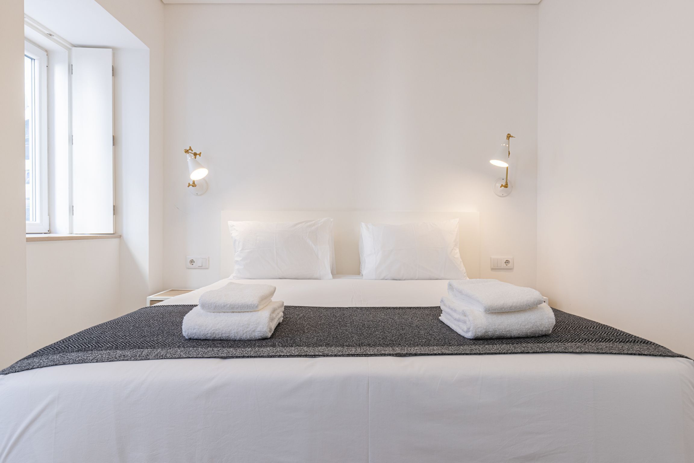 1 bedroom, in-room safe, iron/ironing board, free WiFi