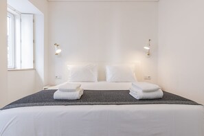Garcia 28 | Apartment 0A | 1 bedroom, in-room safe, iron/ironing board, free WiFi - Garcia 28 Apartments (Lisbon)