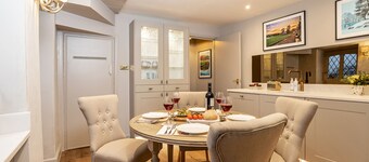 Luxury Boutique Cottage