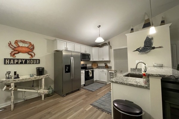 Frigorífic, microones, forn i placa de cuina