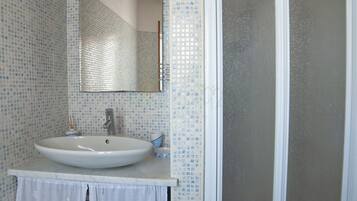 Doccia, asciugacapelli