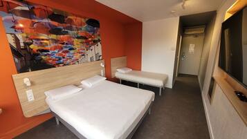 مساحة عمل للكمبيوتر المحمول وواي فاي مجانًا