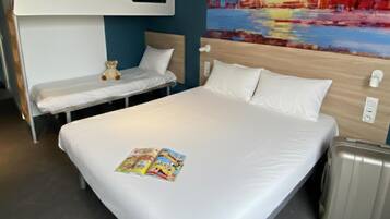 Room, Multiple Beds | Laptop workspace, free WiFi, bed sheets